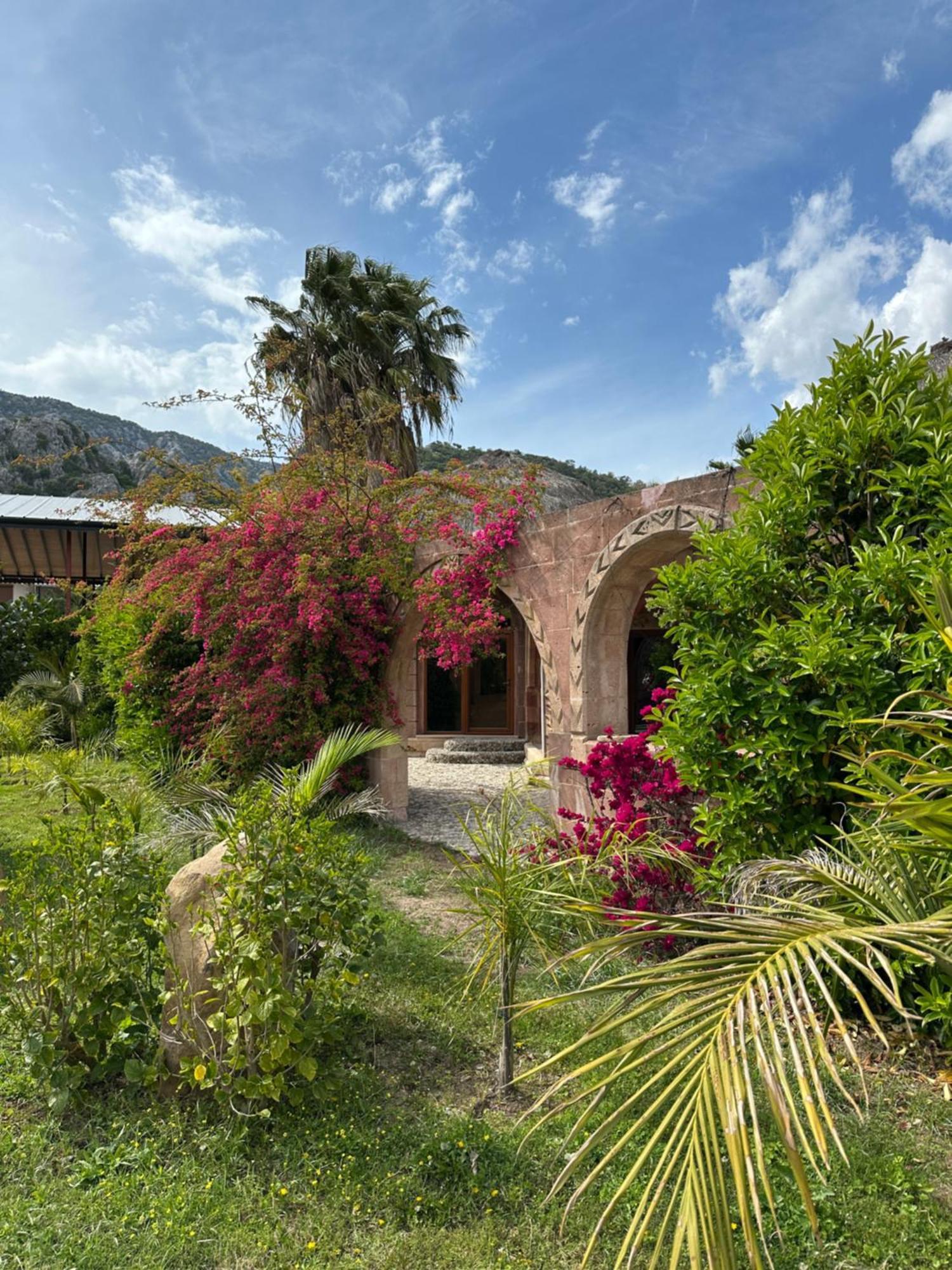 Azur Hotel Çıralı Buitenkant foto