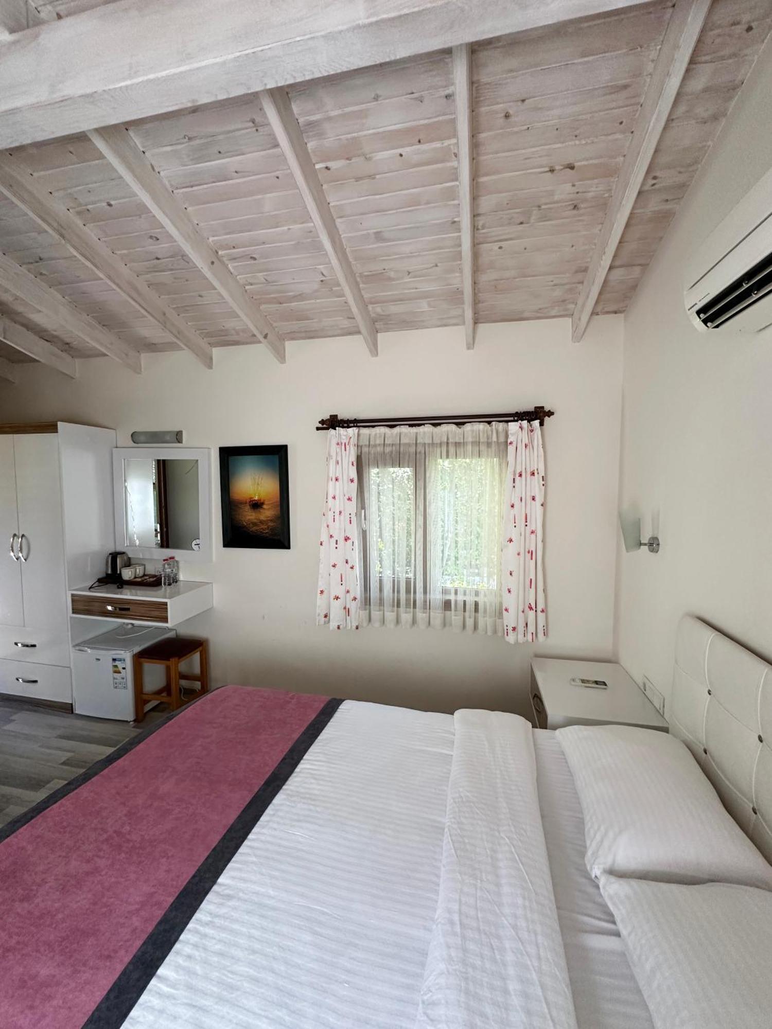 Azur Hotel Çıralı Buitenkant foto