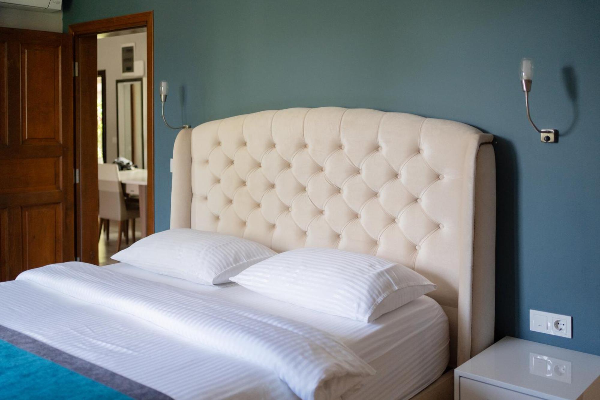 Azur Hotel Çıralı Buitenkant foto