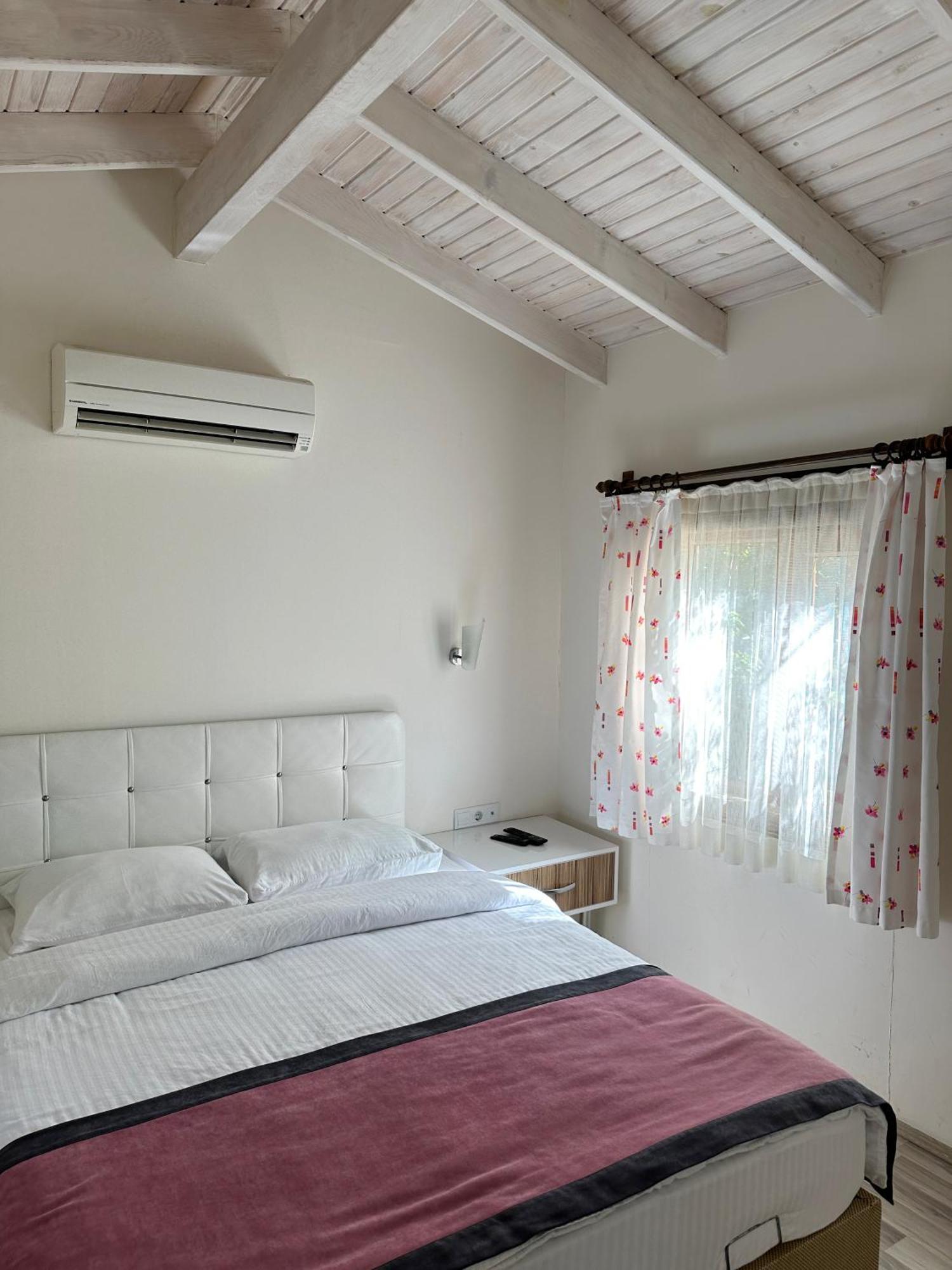Azur Hotel Çıralı Buitenkant foto